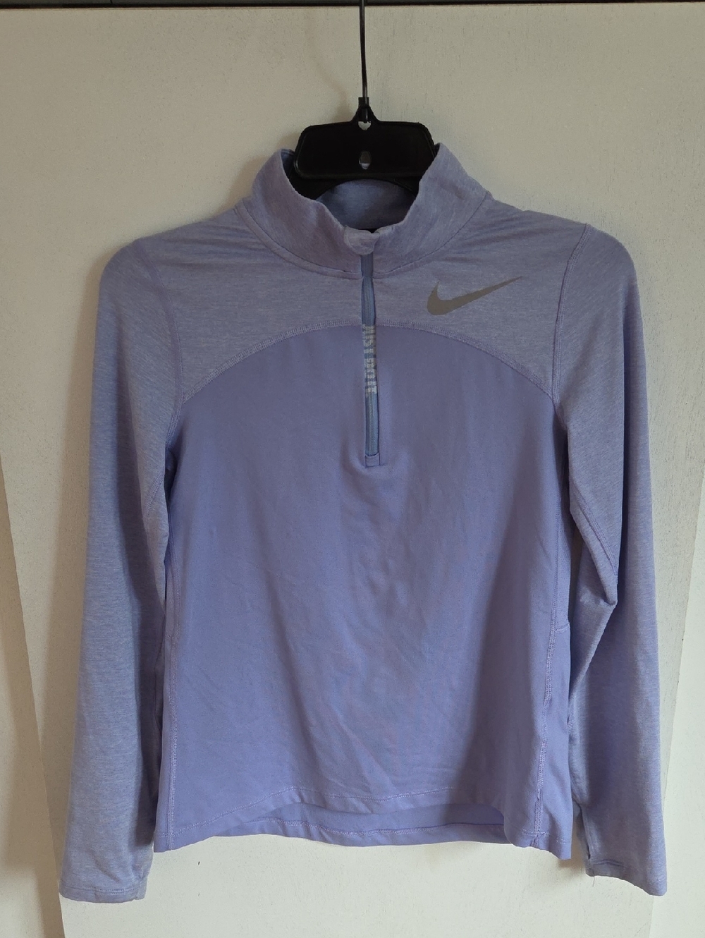 Girl's Large Nike Running Pullover